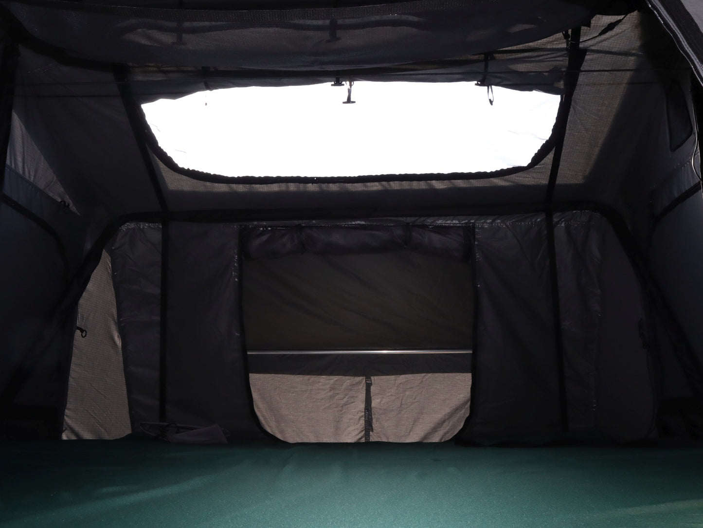 Yonder Big'Un Roof Top Tent- Cali King